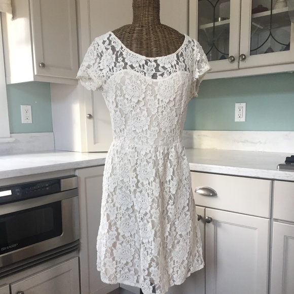 COPY - American Eagle Outfitters Ivory Lace Dress - Picture 1 of 8